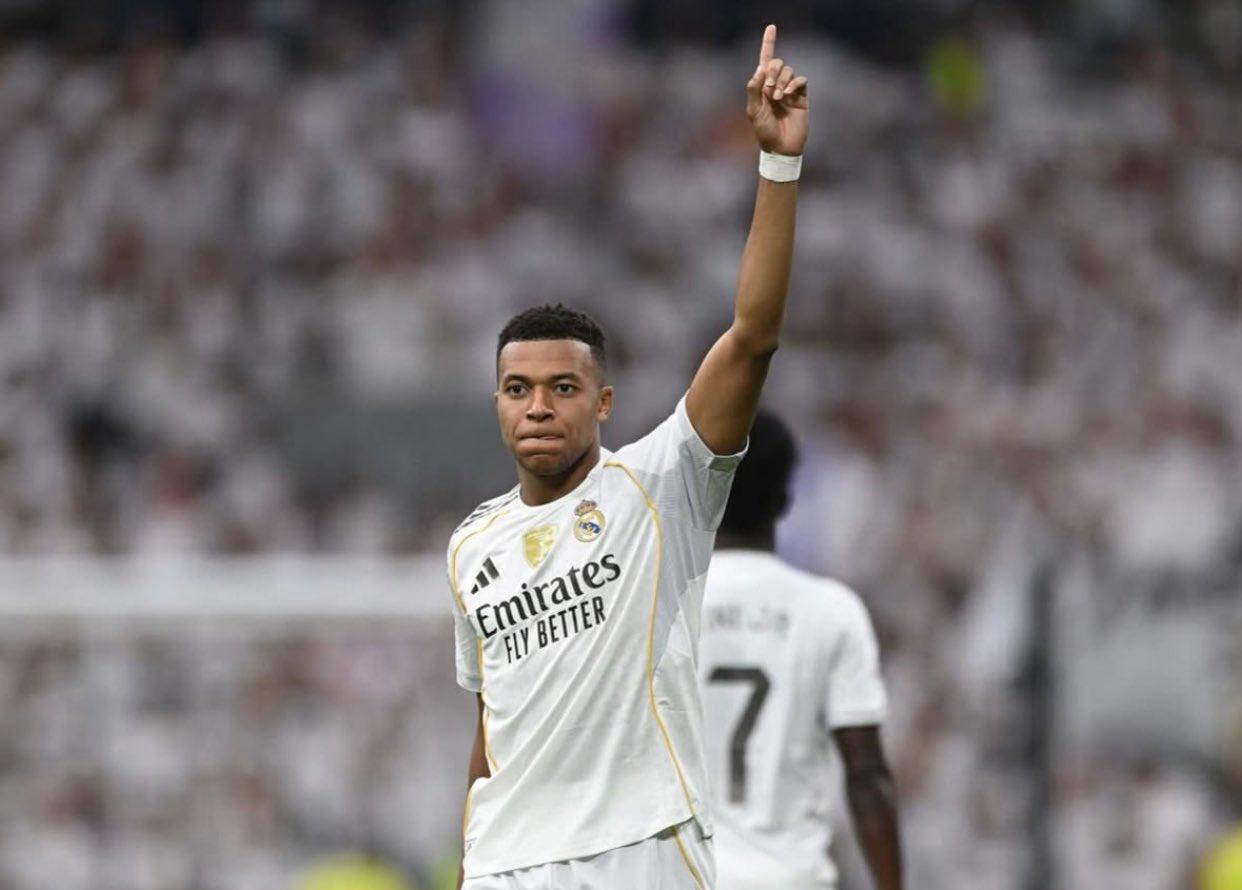 姆巴佩火力全开，皇马6连胜领跑西甲