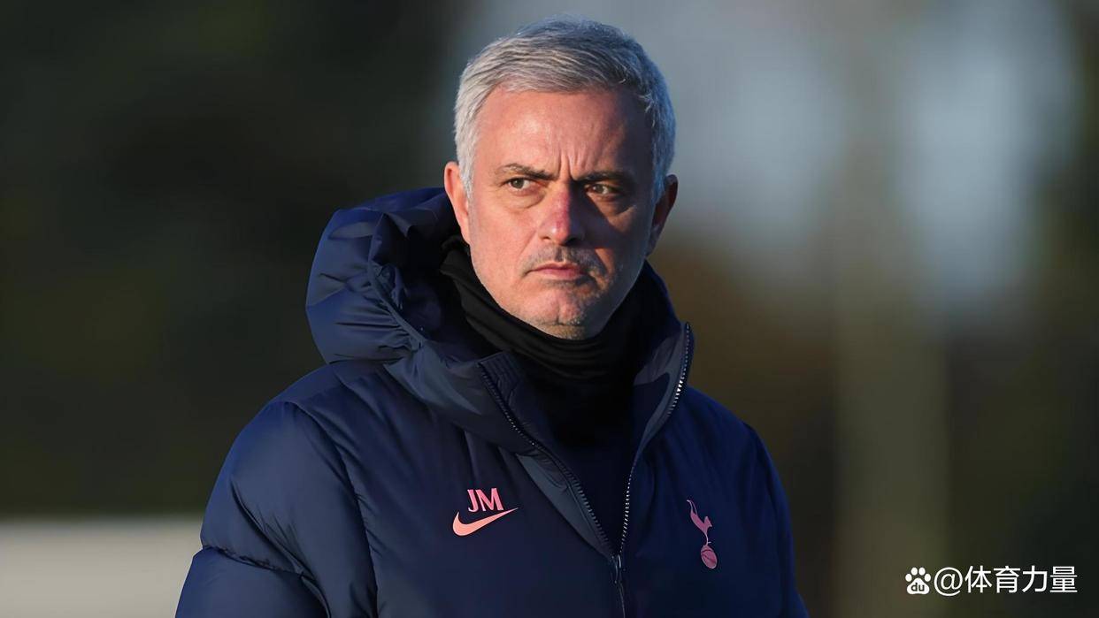 刺激夜：62岁穆帅领队2-0晋级，法甲领头羊3-3遭阻击，本泽马失点